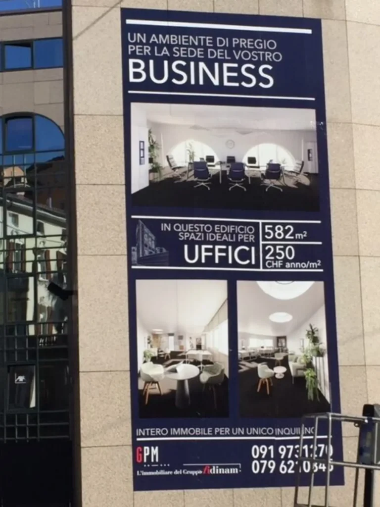 Striscione promozionale immobiliare
