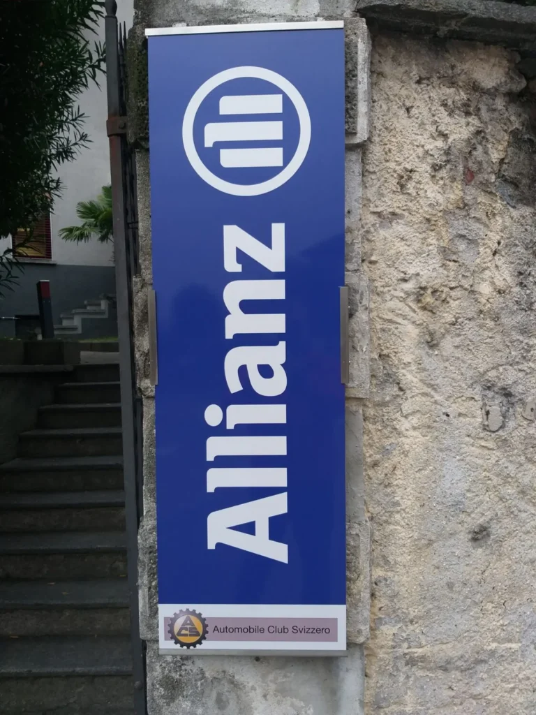 Insegna assicurazione