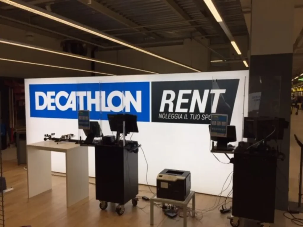 Insegna interna Decathlon Rent