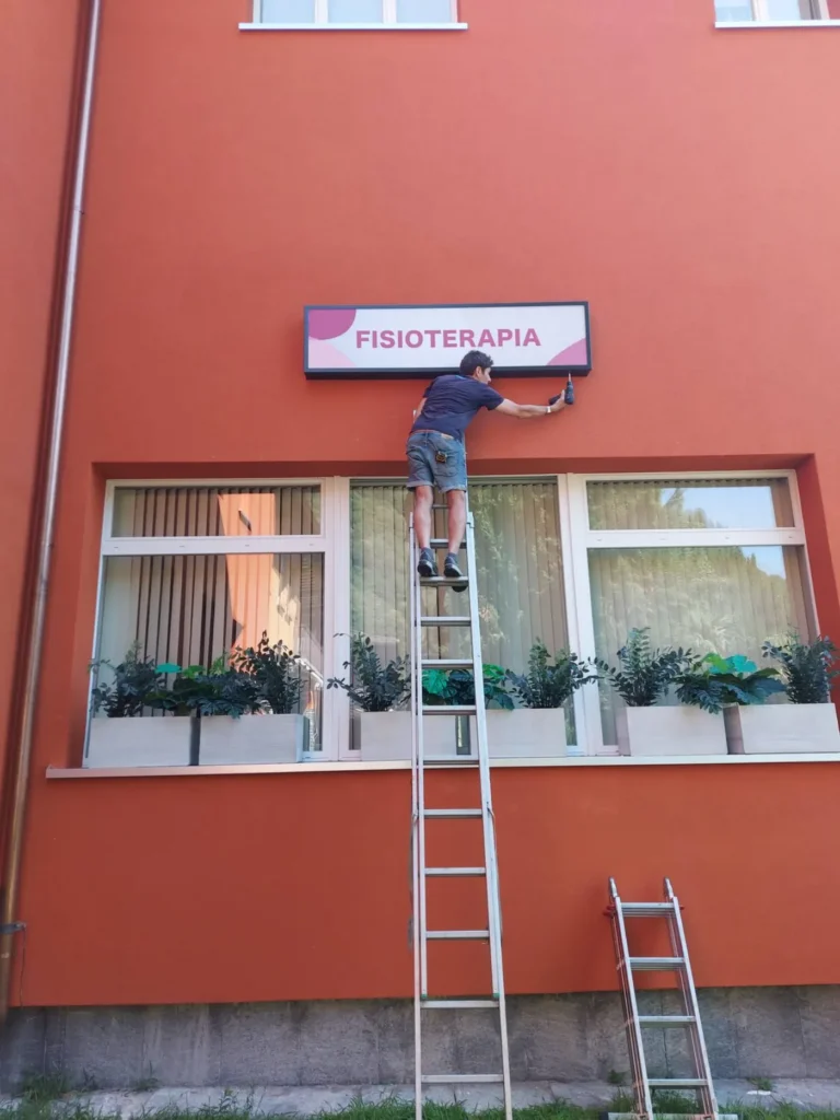 Cassonetto luminoso Fisioterapia